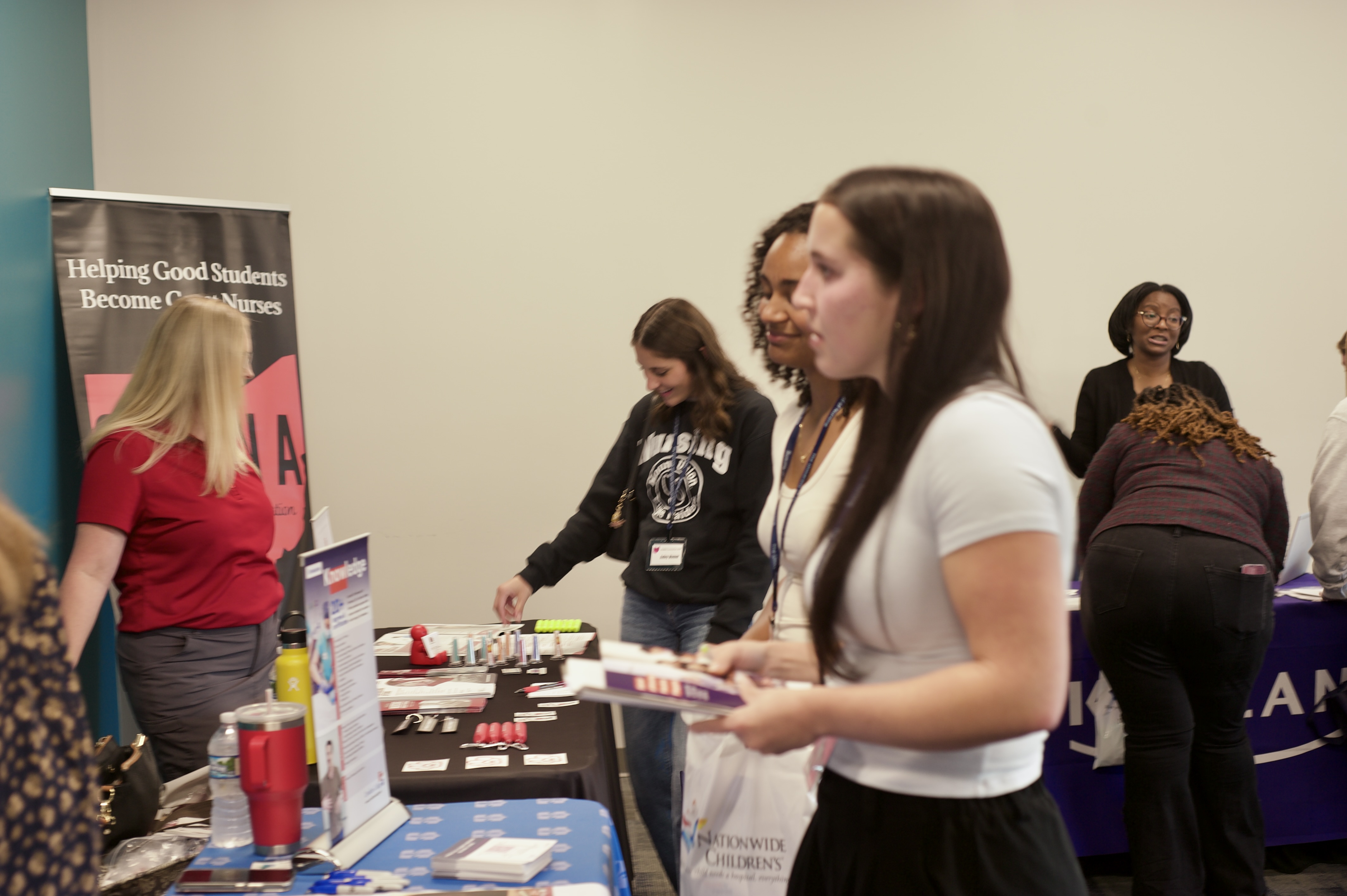 State Convention: Networking during Exhibit Hall